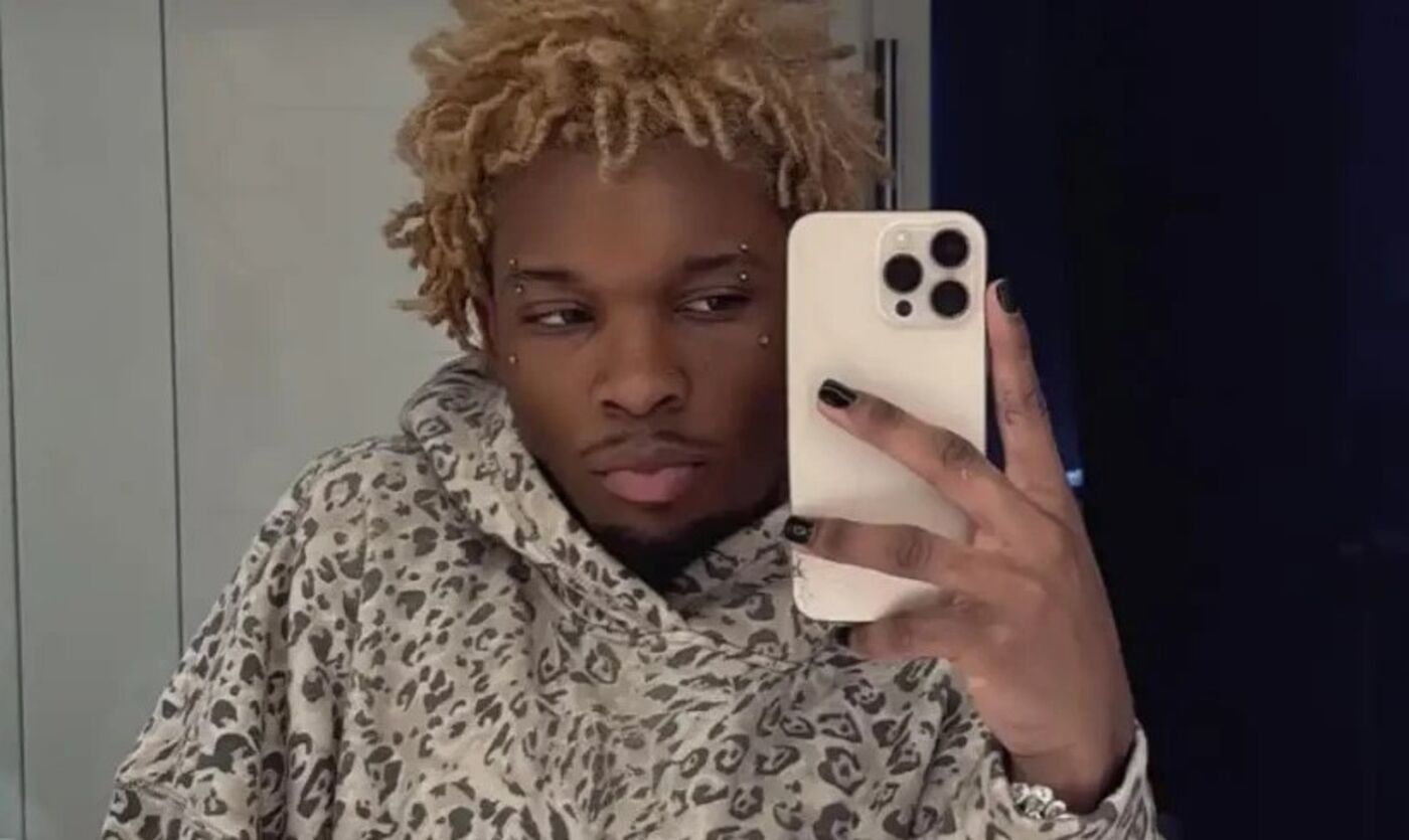 Le véhicule dans lequel le cors a été retrouvé est immatriculé au Texas, au nom de David Anthony Burke, dont le nom de scène est D4vd.